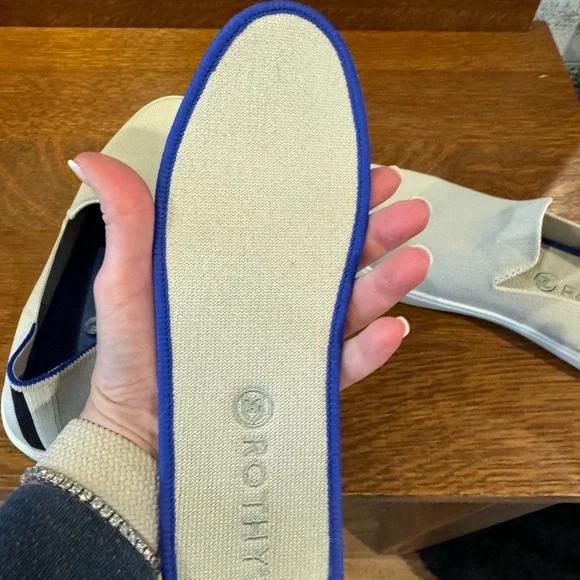 Classic Rothy’s slip on sneaker!  Classic cream color!  WOW! - Picture 7 of 8